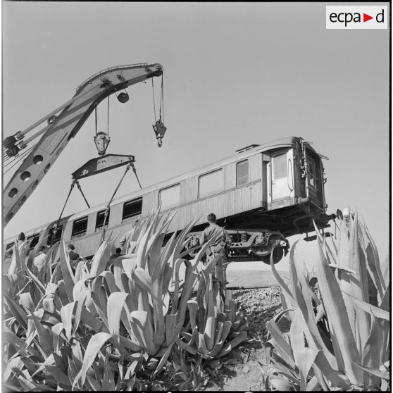 Déraillement du train Oran-Alger.