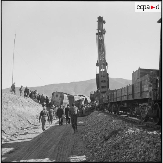 Déraillement du train Alger-Oran.