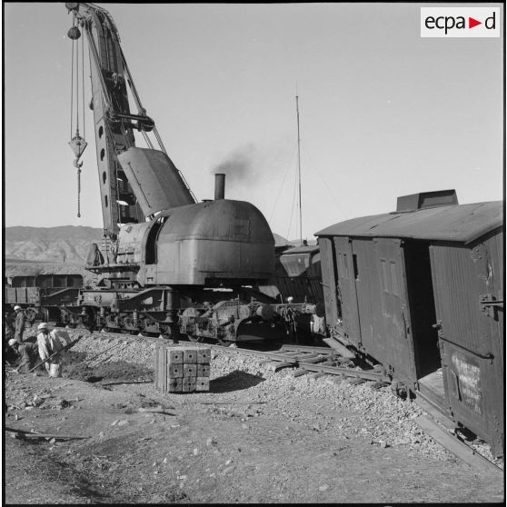 Vue d'un engin de levage.