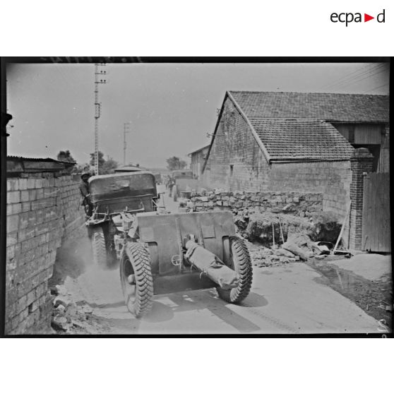 LL331 LATIL H14 Navette 1960 1/43 Engin forestier résine série