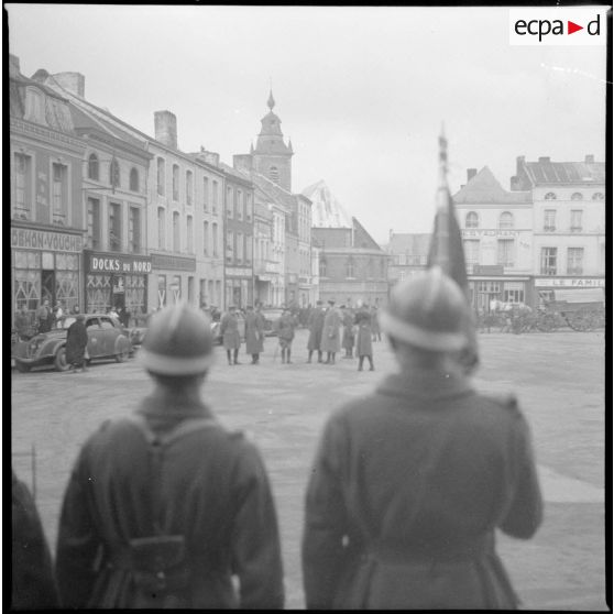Plan général d'une prise d'armes en l'honneur de la visite d'une personnalité britannique.