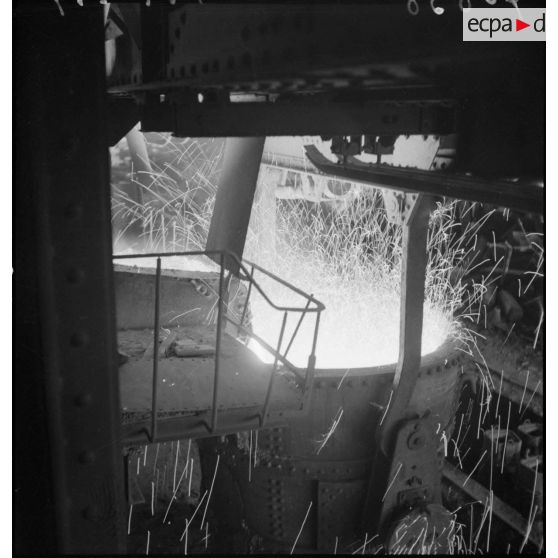 Plan moyen d'un fourneau à l'intérieur de l'usine.