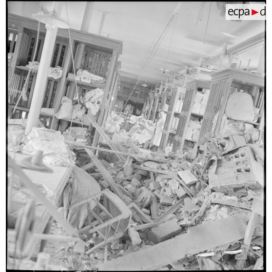 Plan général d'une buanderie d'un hôpital touchée par un bombardement allemand.