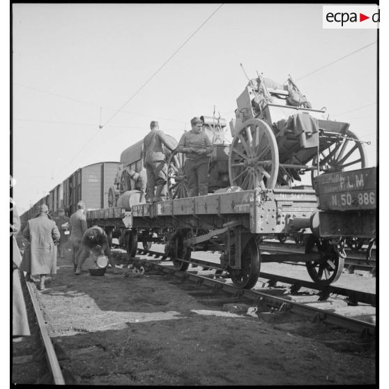 Plan général d'un wagon transportant des cuisines roulantes.