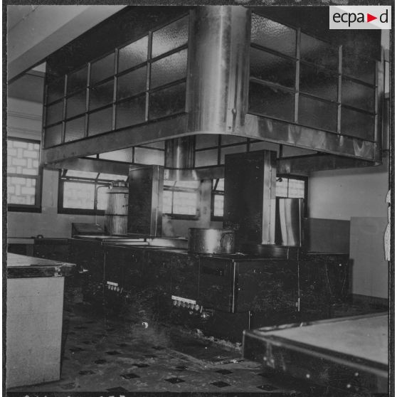 Algérie. Des bâtiments du Génie. Cuisine.