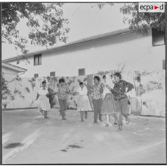 Rouïba. Fête de fin de stage chez les EMSI (équipe médico-sociale itinérante).