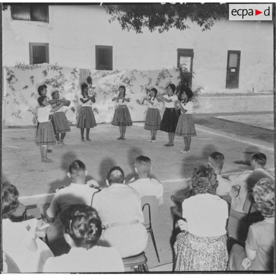 Rouïba. Fête de fin de stage chez les EMSI (équipe médico-sociale itinérante).