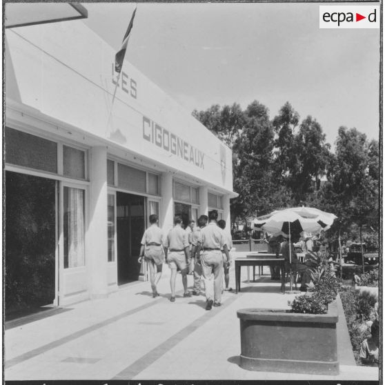 Bône. Centre de repos de la ZNEC (zone nord est constantinois). La terrasse.