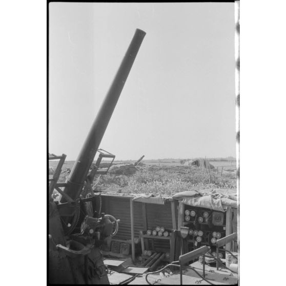 Position d'artillerie britannique abandonnée.