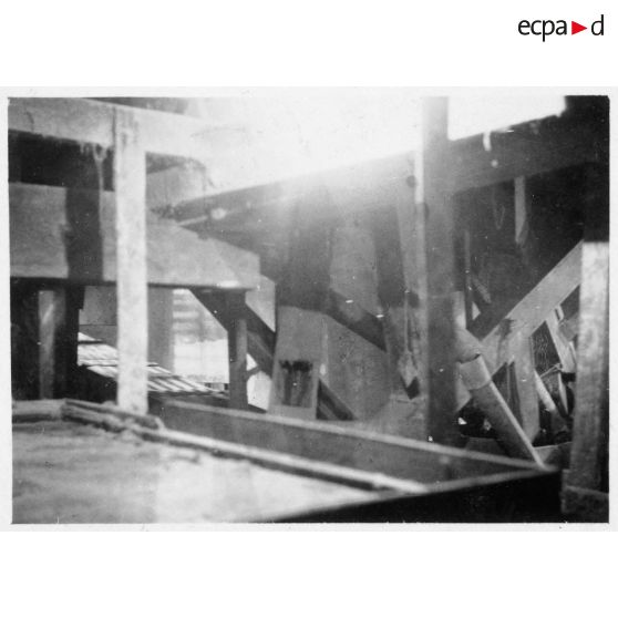 Une rizerie de Cholon. [description provisoire]