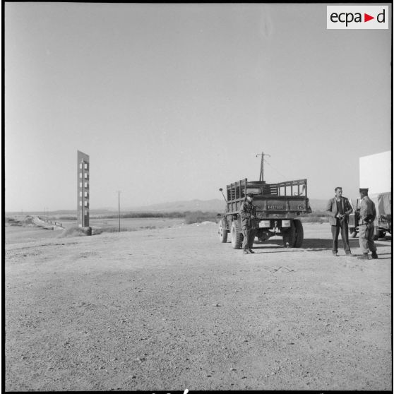 Arrière d'un Dodge 4x4.