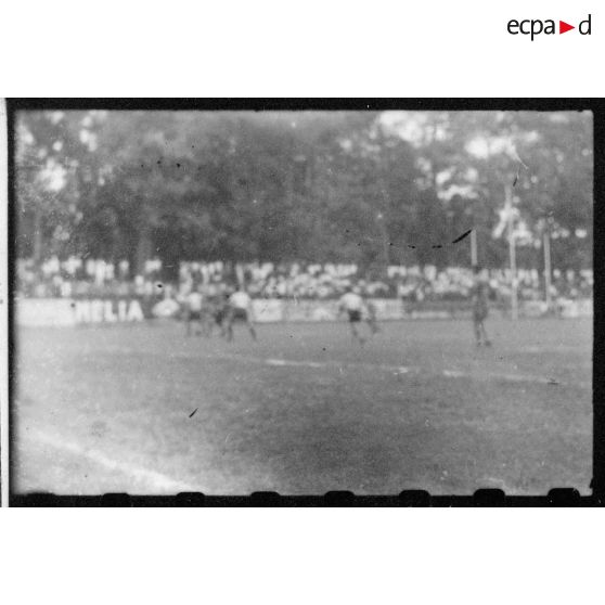Plusieurs matchs de football au Cercle sportif saigonnais. [description provisoire]