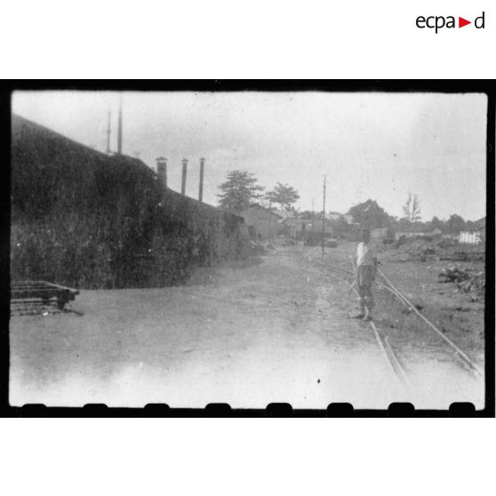 Lignes de tramway de la CFTI (Compagnie Française des Tramways d'Indochine) dans les environs de Go Vâp. [description provisoire]