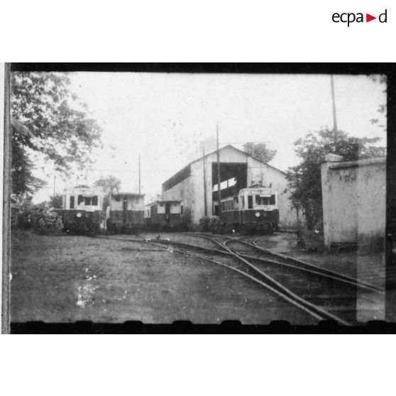 Lignes de tramway de la CFTI (Compagnie Française des Tramways d'Indochine) dans les environs de Go Vâp. [description provisoire]