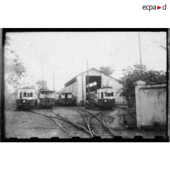 Lignes de tramway de la CFTI (Compagnie Française des Tramways d'Indochine) dans les environs de Go Vâp. [description provisoire]