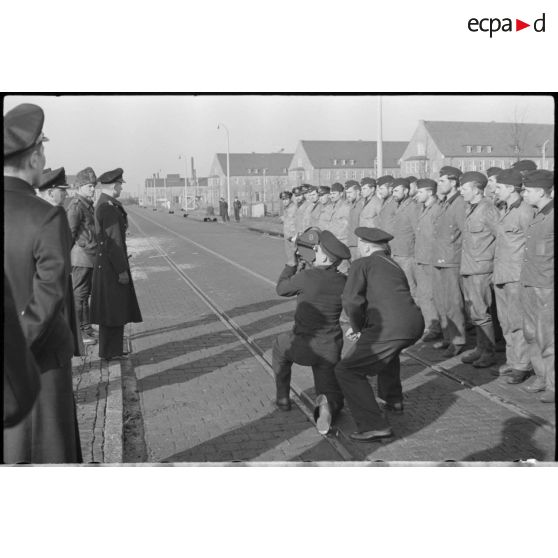 Arrivée du vice-amiral Karl Doenitz.