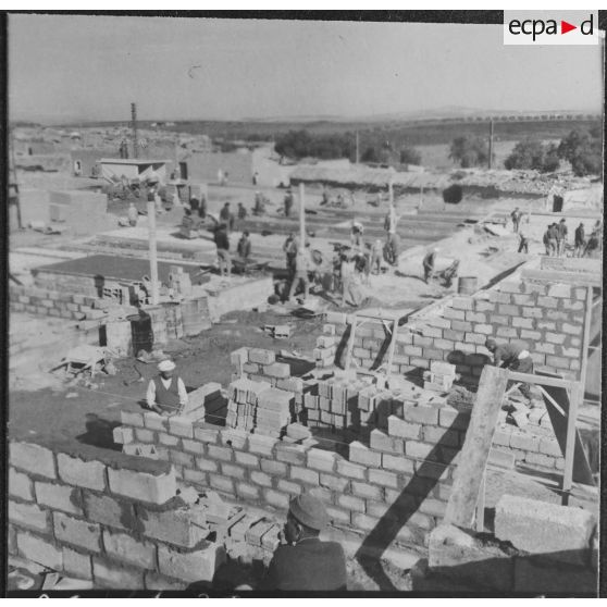 Aïn Temouchent. Le chantier et son activité.