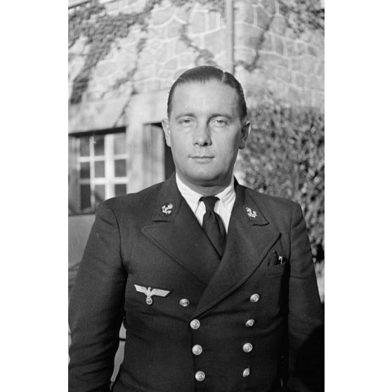 Portrait d'un officier, membre du Marine Propaganda-Abteilung West (Propagandakompanie).