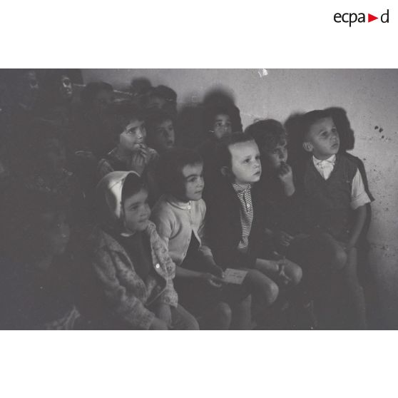 Télé-club de la Maison Radieuse à Rezé [Description en cours]