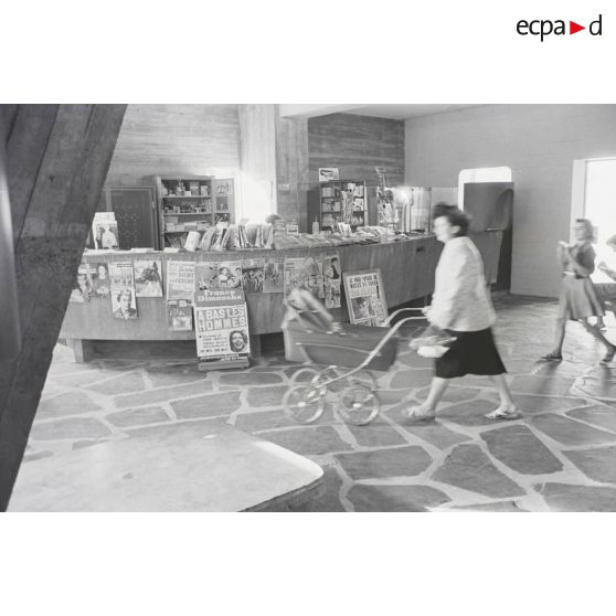 Hall de la Maison Radieuse à Rezé [Description en cours]