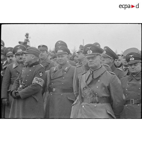 Officiers supérieurs du Reichsarbeitdienst (RAD), de l'organisation Todt (OT) et de l'armée de terre allemande (Heer).