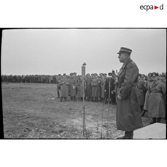 Portrait de Fritz Todt lors d'un discours.