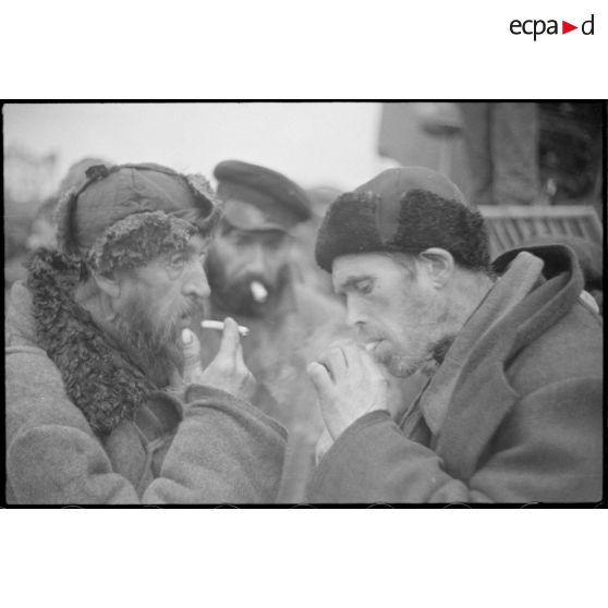 Portrait d'un villageois ou d'un prisonnier requis par les Allemands pour des travaux.