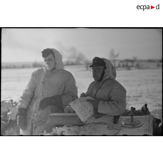 Le lieutenant de réserve (Oberleutnant der Reserve) Julius Stehler du schwere Panzerjäger-Abteilung 519.