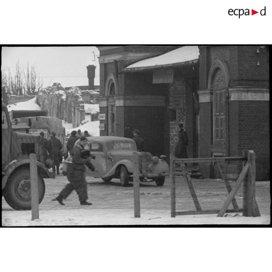 Activités de l'armée allemande à la gare de Vitebsk (Witebsk).