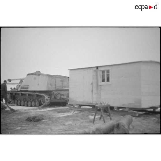 Un Nashorn du schwere Panzer Abteilung 519.