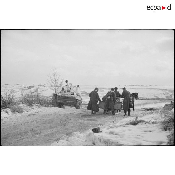 Un Nashorn du schwere Panzer Abteilung 519.