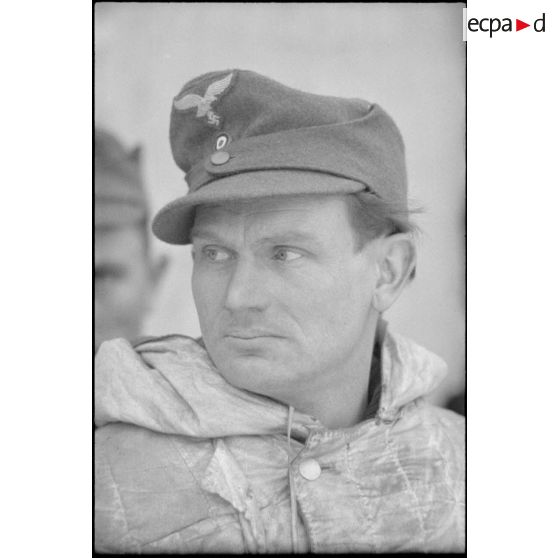 Fantassin de la 4e division d'infanterie de l'armée de l'Air allemande (4.Luft-Feld-Division).