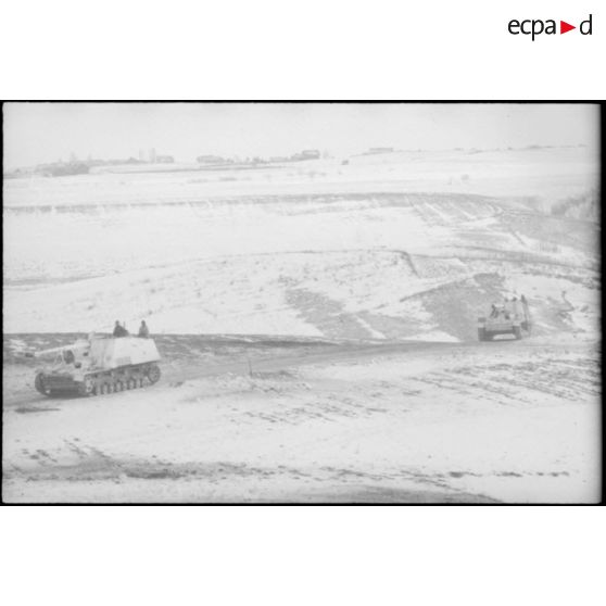 Canons automoteurs Nashorn du Schwere Panzerjäger-Abteilung 519.