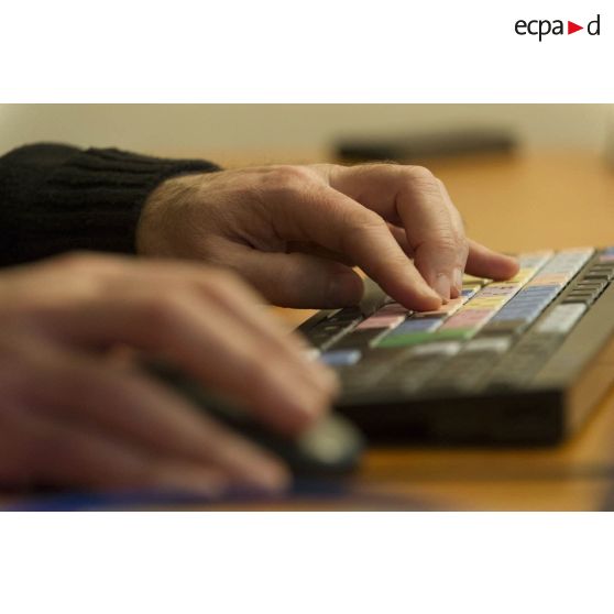 Service post-production de l'Etablissement de communication et de production audiovisuelle de la Défense.