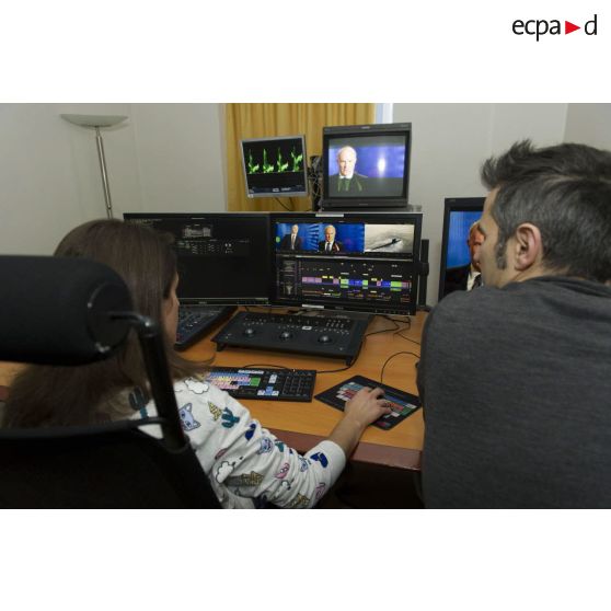 Service post-production de l'Etablissement de communication et de production audiovisuelle de la Défense.