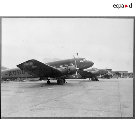 Avion de transport Bloch 220 immatriculé F-AOHD à Maison Blanche.