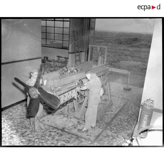 Banc d'essai d'un moteur Renault 6Q à Maison Blanche.