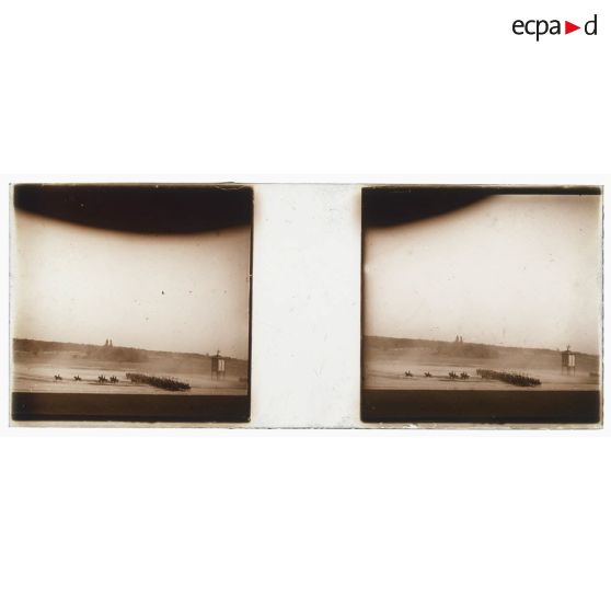 [Revue de Longchamp].<br>