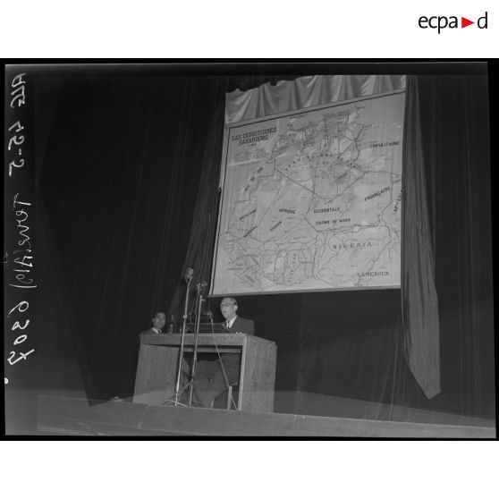 Conférence.