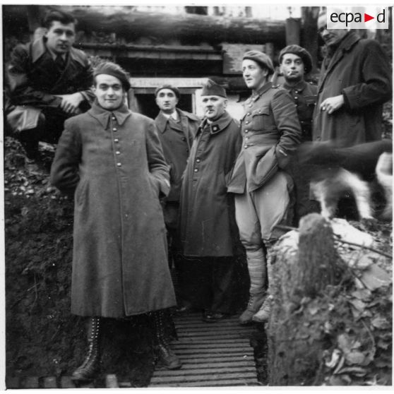 Drôle de guerre. Septembre 1939 - mai 1940. [légende d'origine]