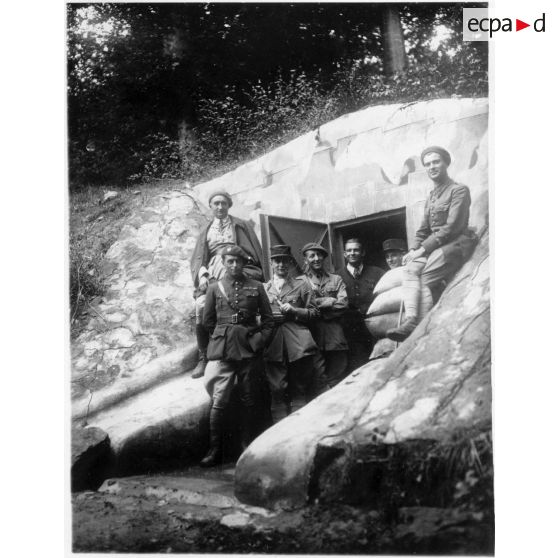 Drôle de guerre. Septembre 1939 - mai 1940. [légende d'origine]