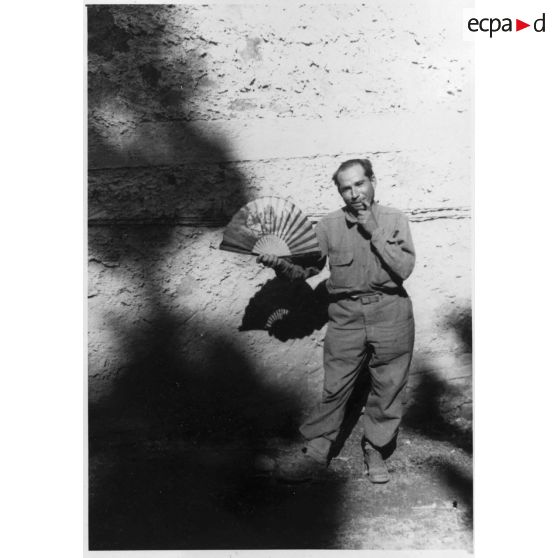 Repos en Italie. Avril 1944. [légende d'origine]