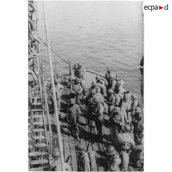 Tarente. 25 juillet - 9 août 1944. [légende d'origine]