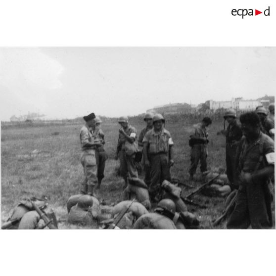 Débarquement dans le golfe de Saint-Tropez. 17 août 1944. [légende d'origine]