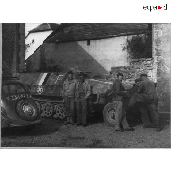En route vers le nord. Septembre 1944. [légende d'origine]