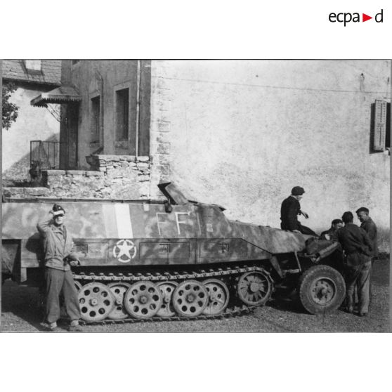 En route vers le nord. Septembre 1944. [légende d'origine]