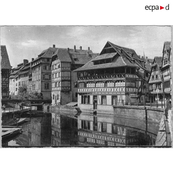 [Strasbourg. Les anciennes tanneries. Rue du Bain-aux-Plantes. Sans date.]