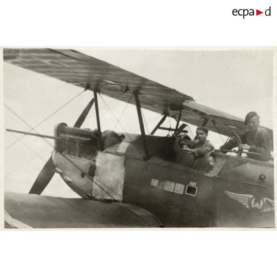 [Avion d'exercice Biplan Nieuport au parc d'aviation de Valdahon en 1934].