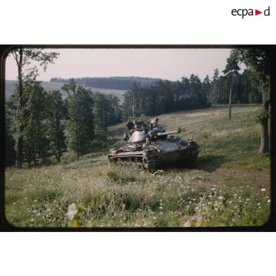 1955, Reutlingen, manœuvres à Münsingen. [légende d'origine]