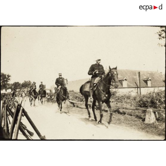 [Manoeuvres].